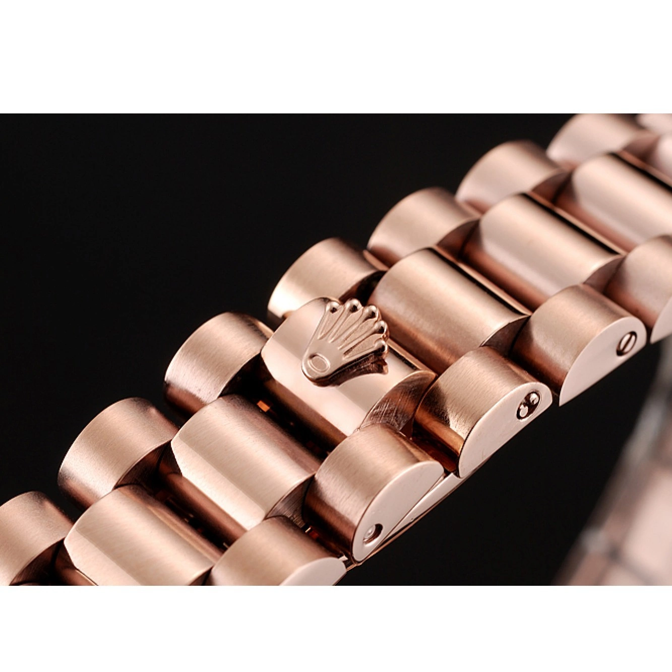 AAA replica watch Diamond DateJust Gold Rose 1453977 Rose Swiss Case Rolex Dial Gold Bracelet 0724